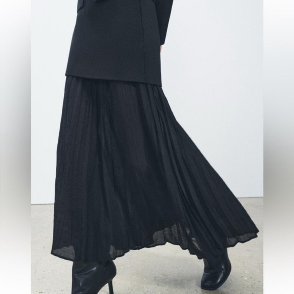 NEW ZARA WOMAN NWT BLACK MIXED PLEATED KNIT SKIRT 4192/016 ZW COLLECTION